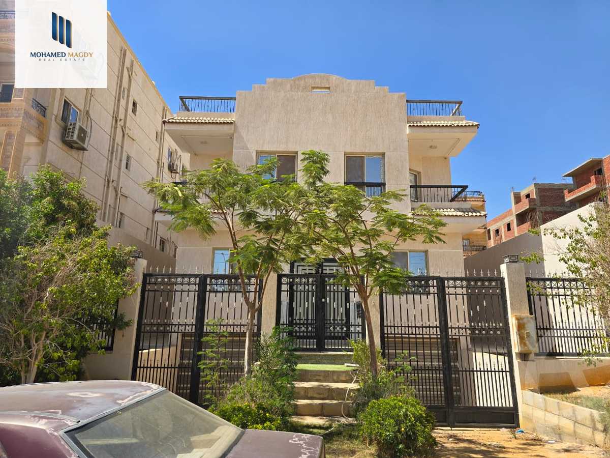 https://aqarmap.com.eg/en/listing/6262932-for-sale-cairo-6th-of-october-el-tawsaat-el-shamalya-hy-2000-qt