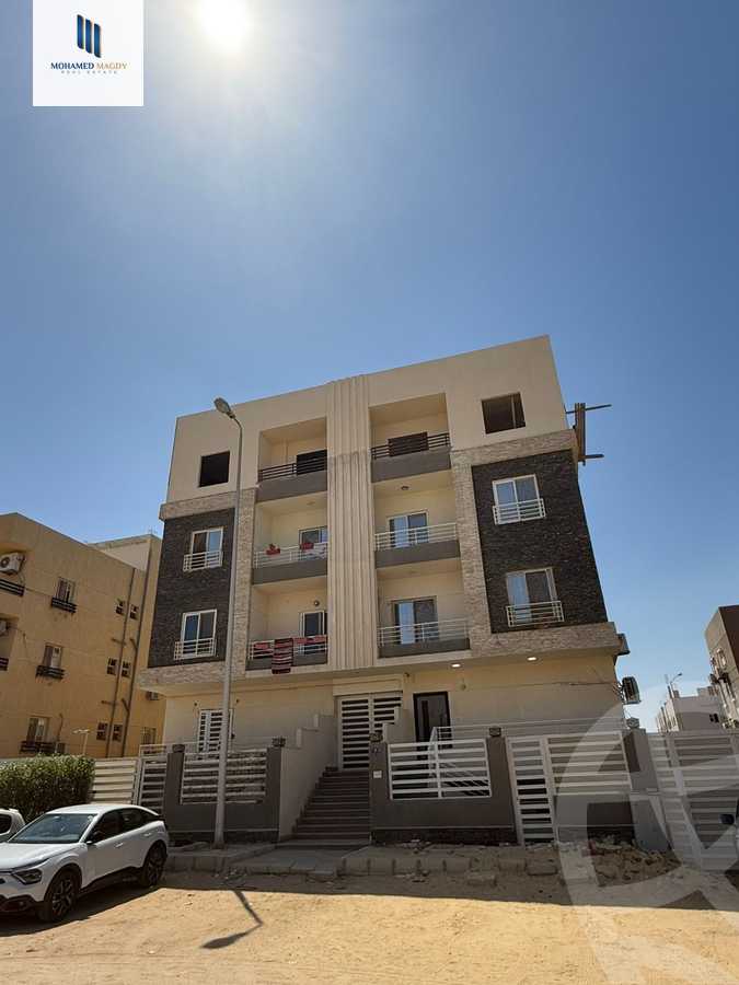 https://aqarmap.com.eg/ar/listing/6283050-for-sale-cairo-el-sheikh-zayed-city-el-hay-elsabeaa-lhy-lsb