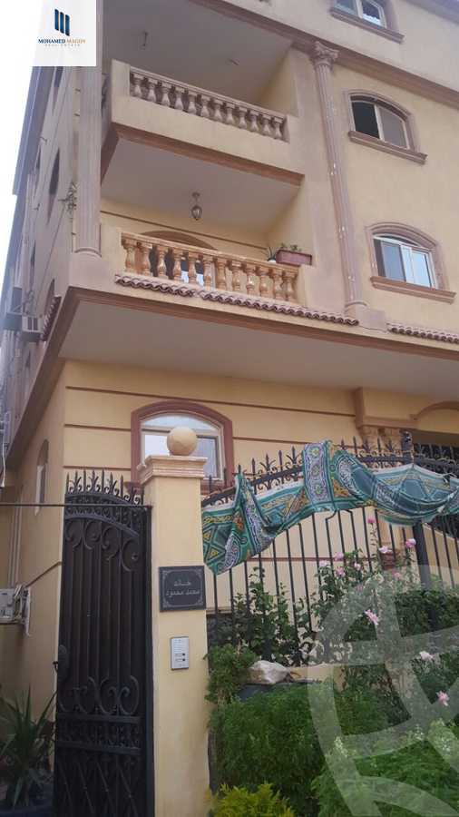 https://aqarmap.com.eg/en/listing/6286448-for-sale-cairo-el-sheikh-zayed-city-el-hay-elasher-street-100
