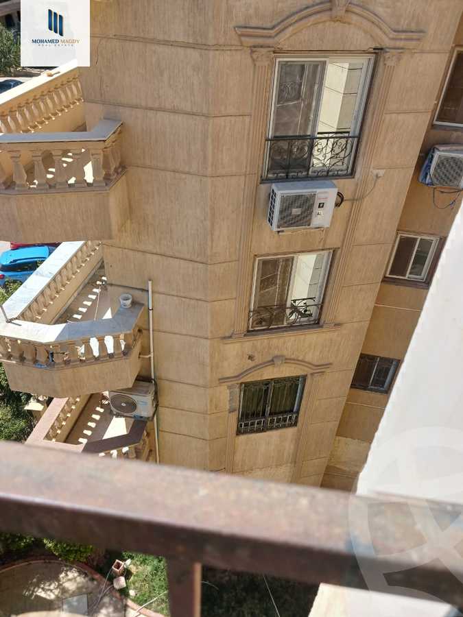 https://aqarmap.com.eg/en/listing/6289436-for-sale-cairo-el-sheikh-zayed-city-el-hay-elasher-street-100