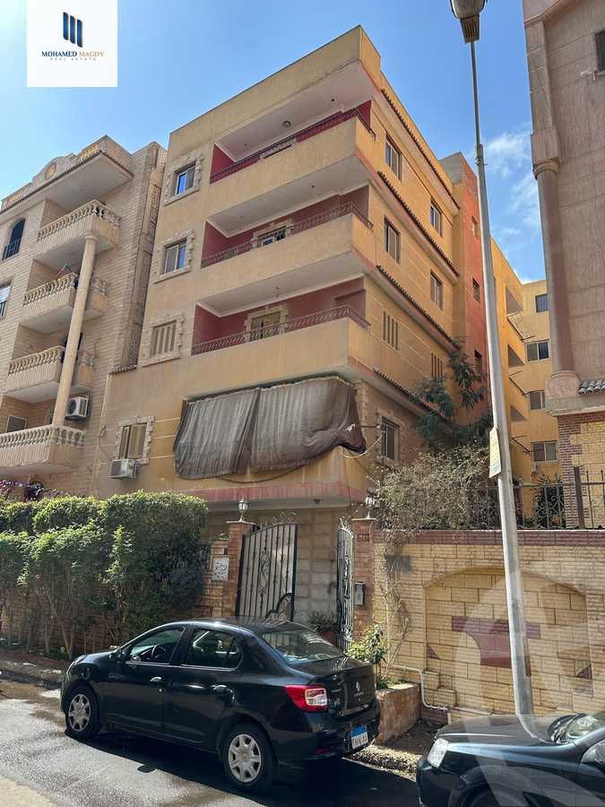 https://aqarmap.com.eg/ar/listing/6300824-for-sale-cairo-6th-of-october-el-ahyaa-neighborhood-2nd-divided-from-al-kafrawei-st