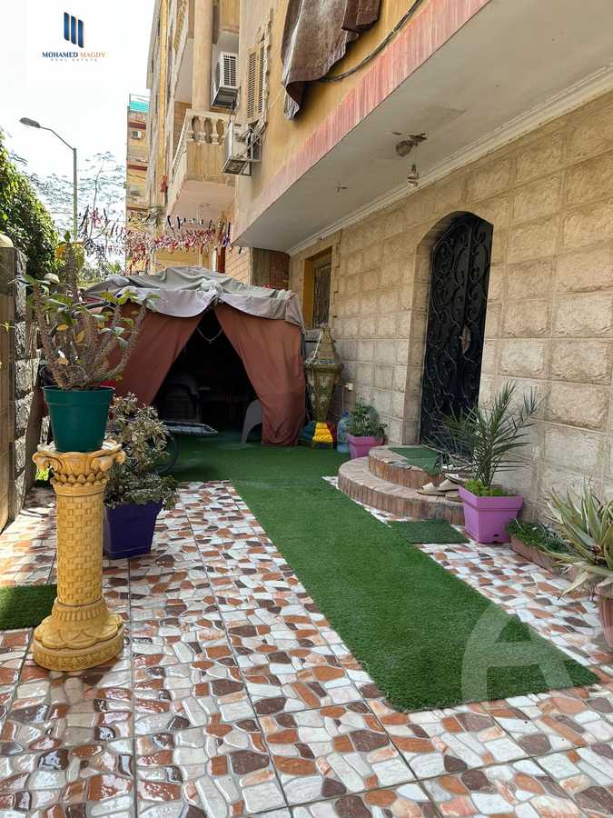 https://aqarmap.com.eg/ar/listing/6300824-for-sale-cairo-6th-of-october-el-ahyaa-neighborhood-2nd-divided-from-al-kafrawei-st