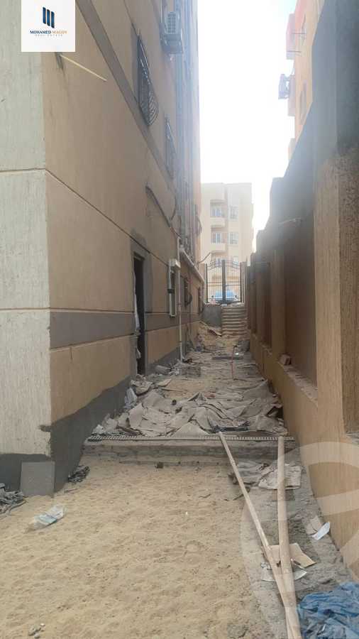 https://aqarmap.com.eg/ar/listing/6301142-for-sale-cairo-6th-of-october-el-tawsaat-el-shamalya-hy-2000-qt
