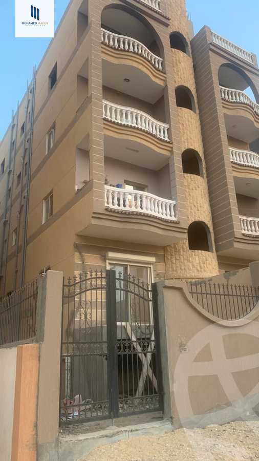 https://aqarmap.com.eg/ar/listing/6301142-for-sale-cairo-6th-of-october-el-tawsaat-el-shamalya-hy-2000-qt