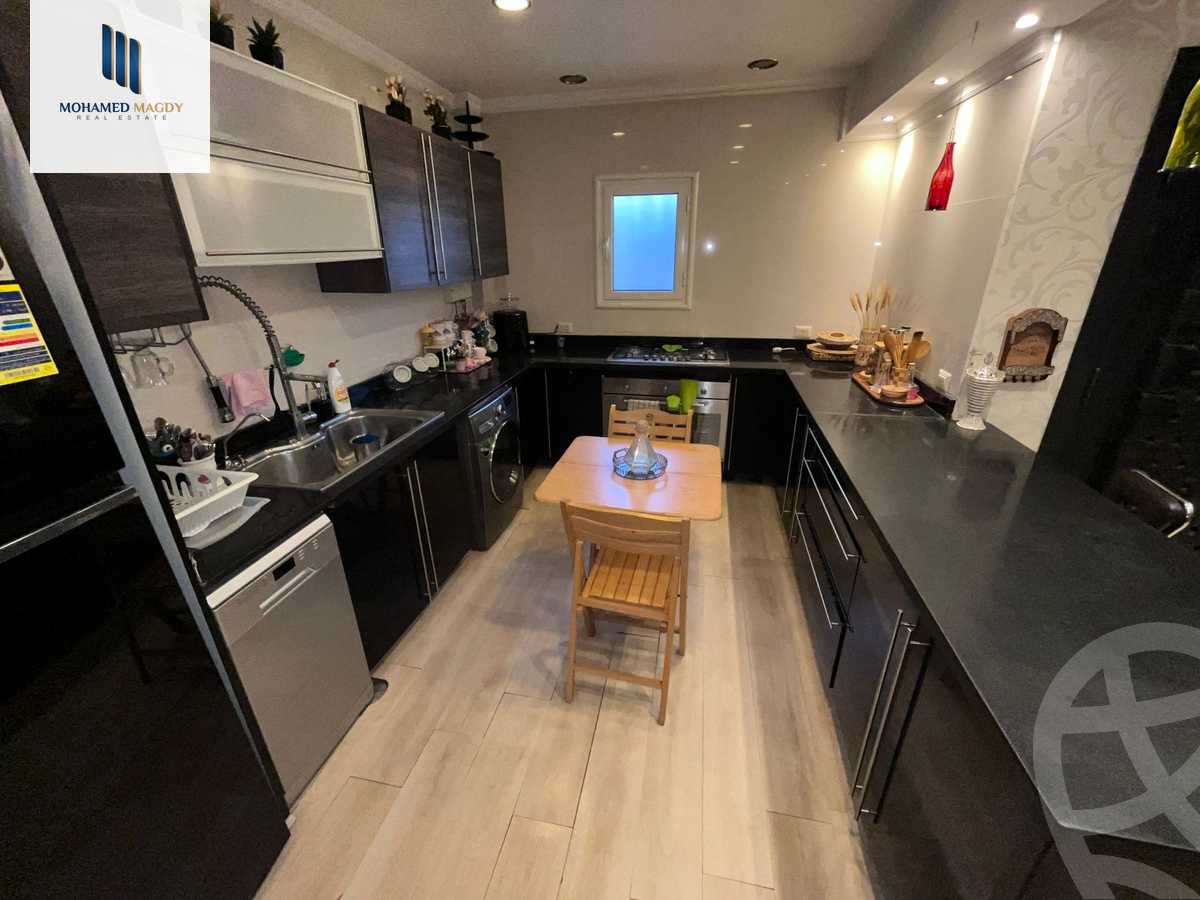 https://aqarmap.com.eg/en/listing/6302825-for-sale-cairo-el-sheikh-zayed-city-compounds-continental-residence