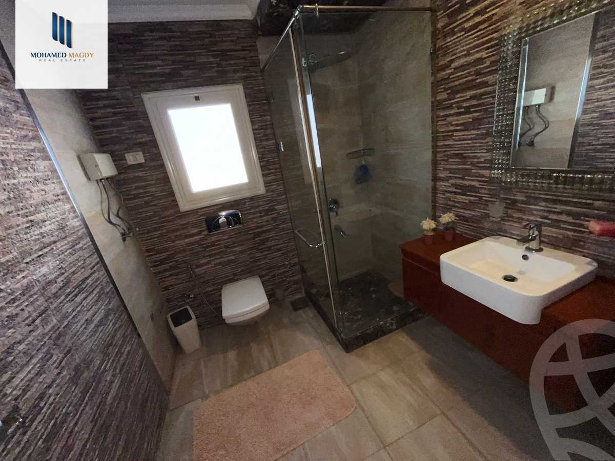 https://aqarmap.com.eg/en/listing/6302825-for-sale-cairo-el-sheikh-zayed-city-compounds-continental-residence