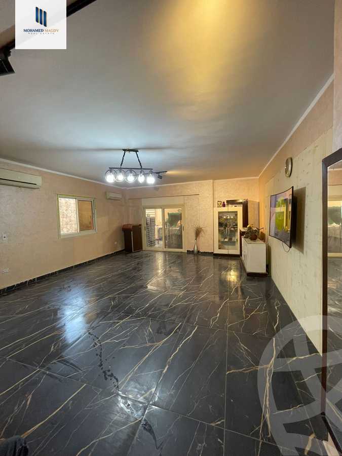 https://aqarmap.com.eg/en/listing/6303451-for-sale-cairo-el-sheikh-zayed-city-el-hay-el-thaleth-ashaer-area-3-el-salam-st