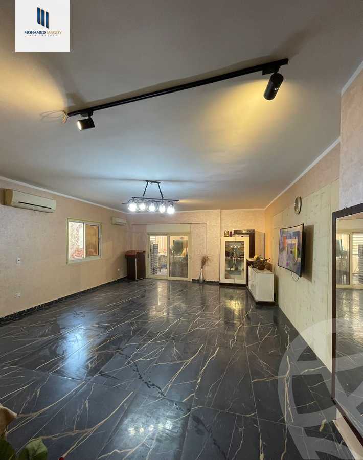 https://aqarmap.com.eg/en/listing/6303451-for-sale-cairo-el-sheikh-zayed-city-el-hay-el-thaleth-ashaer-area-3-el-salam-st