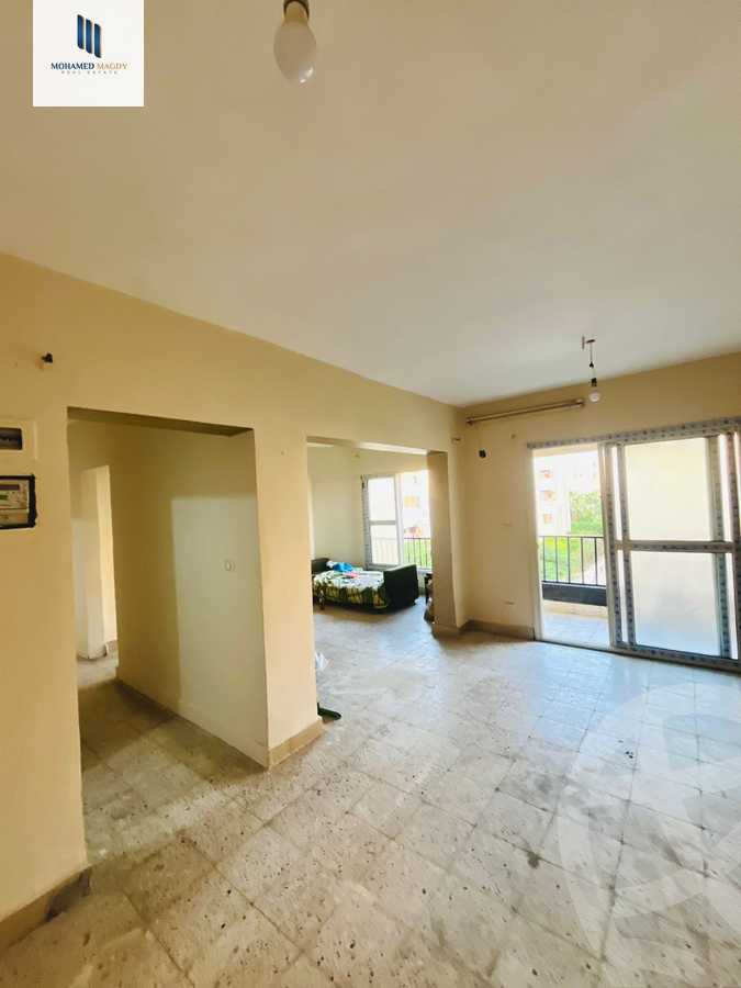 https://aqarmap.com.eg/ar/listing/6303796-for-sale-cairo-el-sheikh-zayed-city-el-hay-elawel-street-10