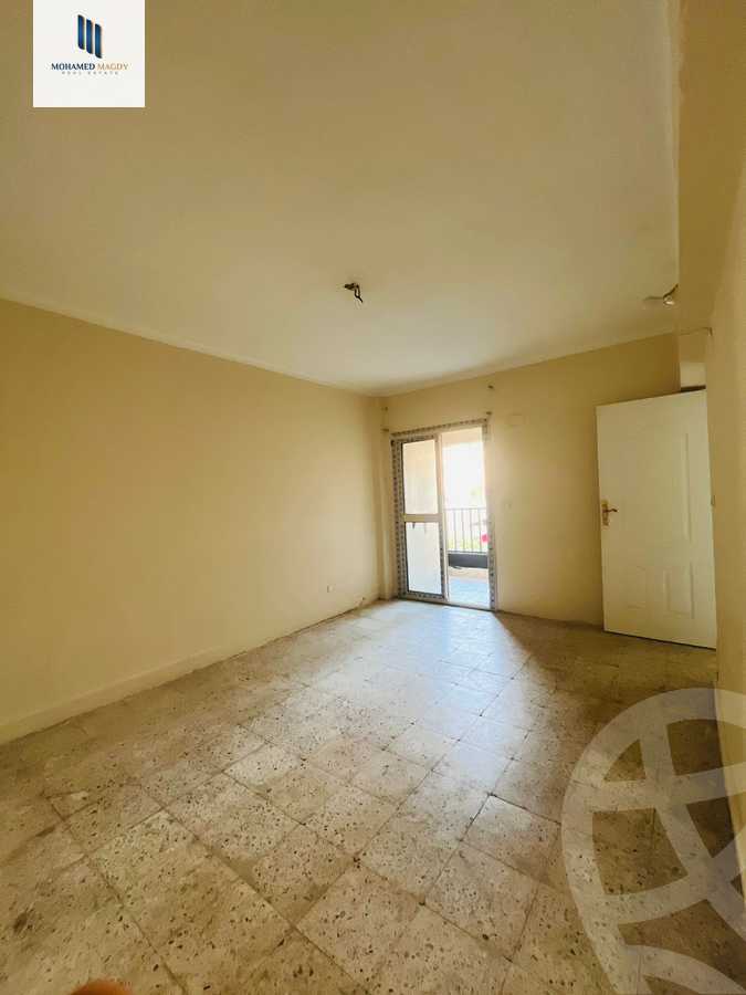 https://aqarmap.com.eg/ar/listing/6303796-for-sale-cairo-el-sheikh-zayed-city-el-hay-elawel-street-10