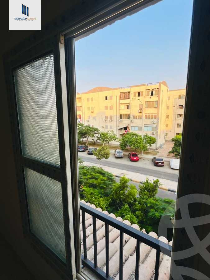https://aqarmap.com.eg/ar/listing/6303796-for-sale-cairo-el-sheikh-zayed-city-el-hay-elawel-street-10
