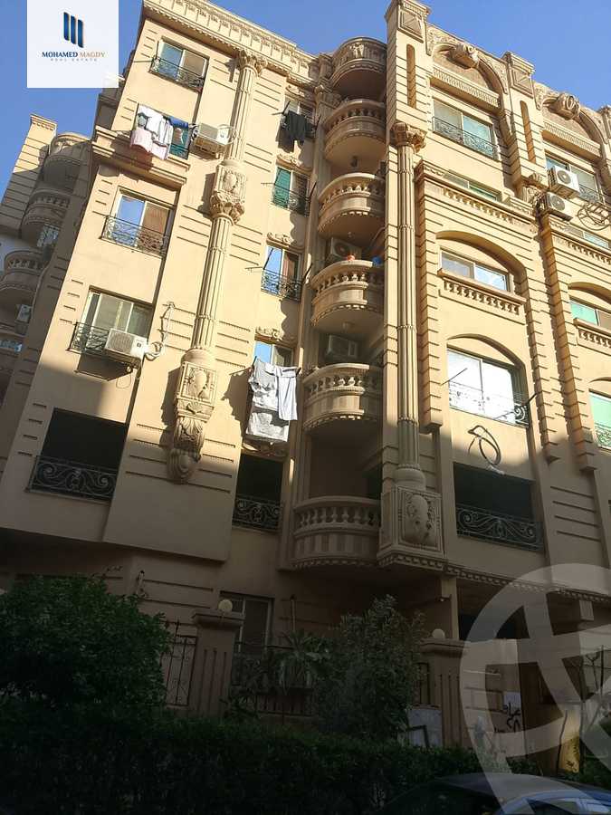 https://aqarmap.com.eg/en/listing/6328490-for-sale-cairo-6th-of-october-el-ahyaa-neighborhood-4th-school-st