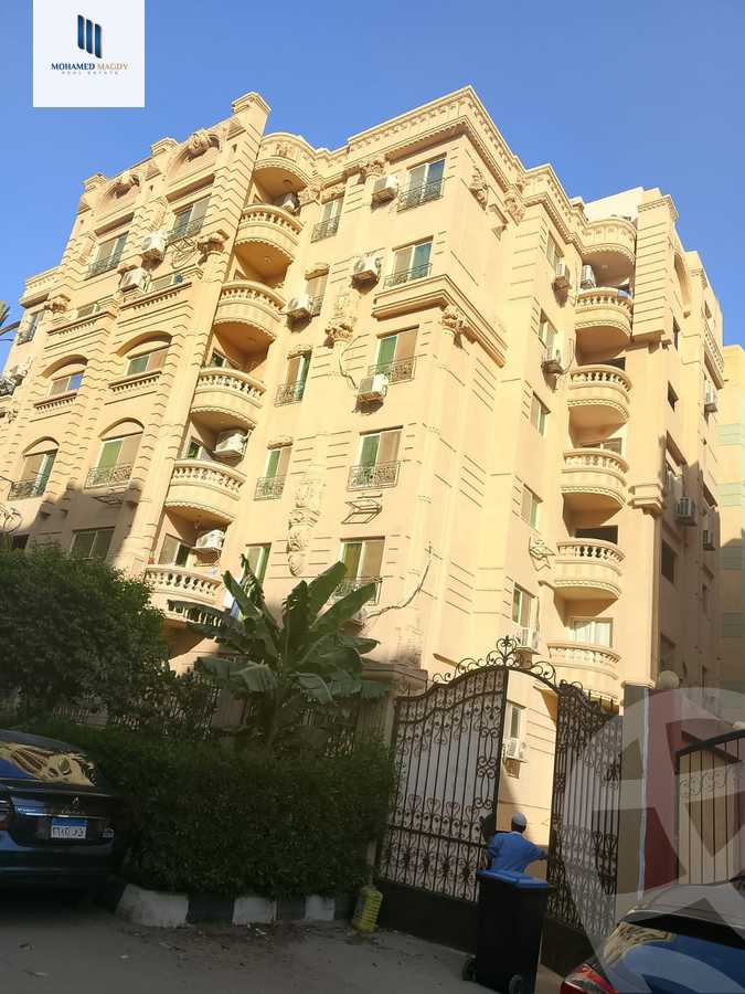 https://aqarmap.com.eg/en/listing/6328490-for-sale-cairo-6th-of-october-el-ahyaa-neighborhood-4th-school-st
