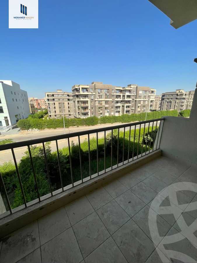 https://aqarmap.com.eg/ar/listing/6328595-for-sale-cairo-el-sheikh-zayed-city-compounds-dh-drys
