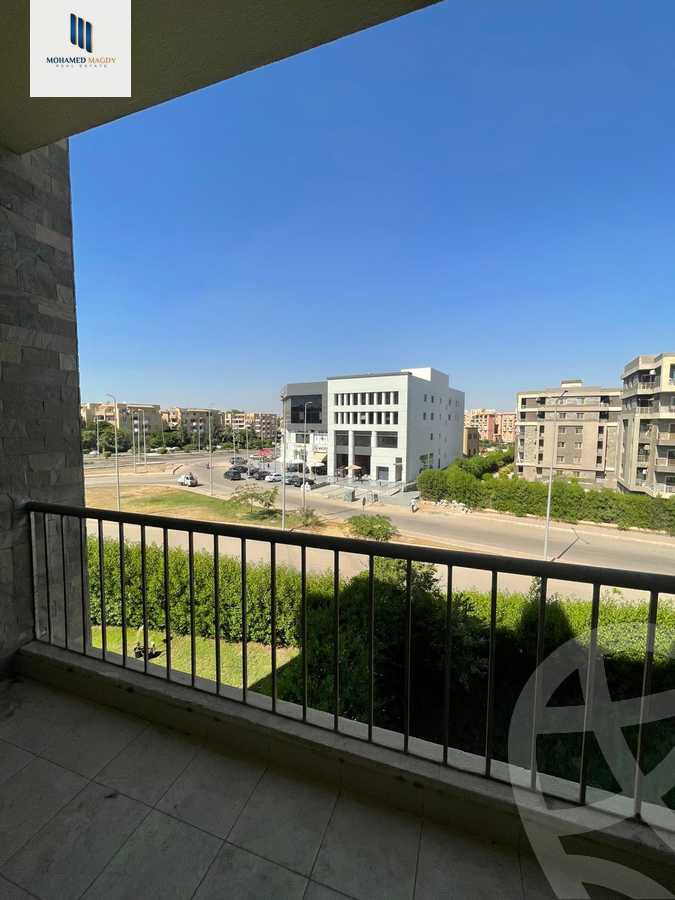 https://aqarmap.com.eg/ar/listing/6328595-for-sale-cairo-el-sheikh-zayed-city-compounds-dh-drys