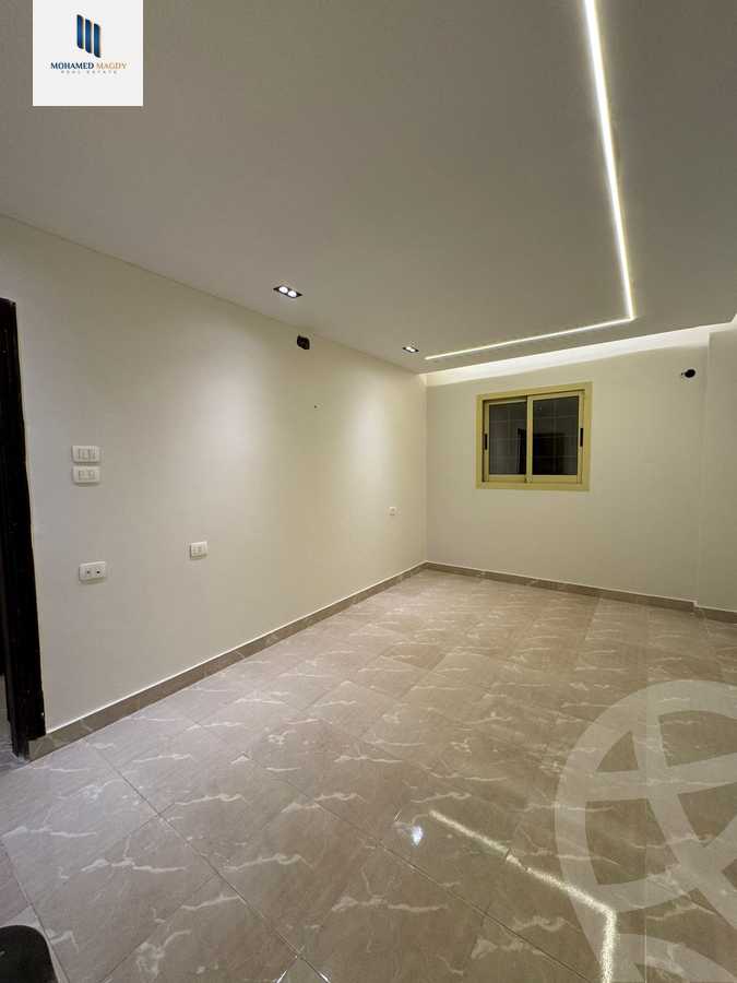 https://aqarmap.com.eg/ar/listing/6328626-for-sale-cairo-6th-of-october-el-ahyaa-neighborhood-1st-sixth-neighborhood