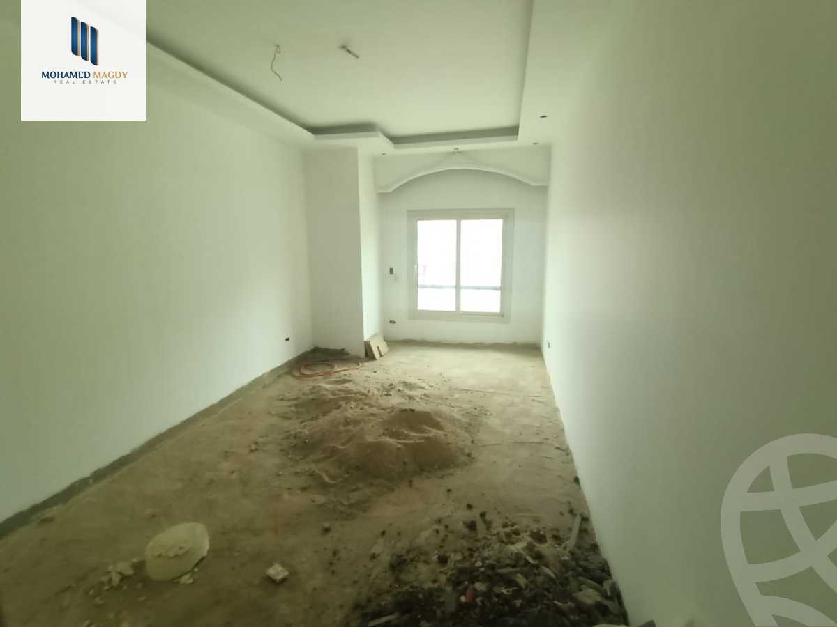 https://aqarmap.com.eg/ar/listing/6346304-for-sale-cairo-6th-of-october-el-hay-el-motamyz-fourth-touristic-village-amin-el-refae-st