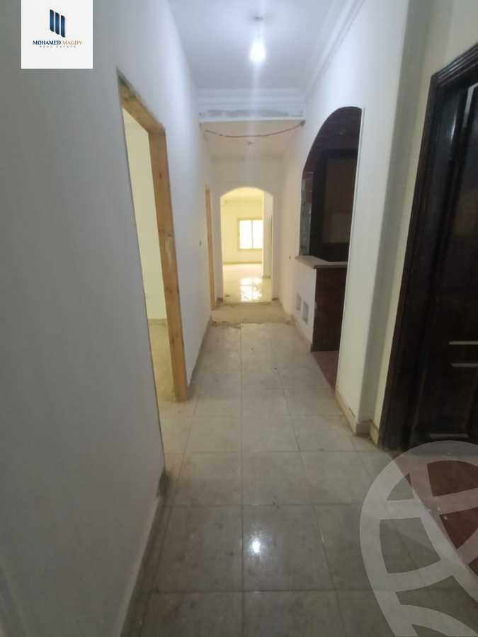 https://aqarmap.com.eg/ar/listing/6346304-for-sale-cairo-6th-of-october-el-hay-el-motamyz-fourth-touristic-village-amin-el-refae-st