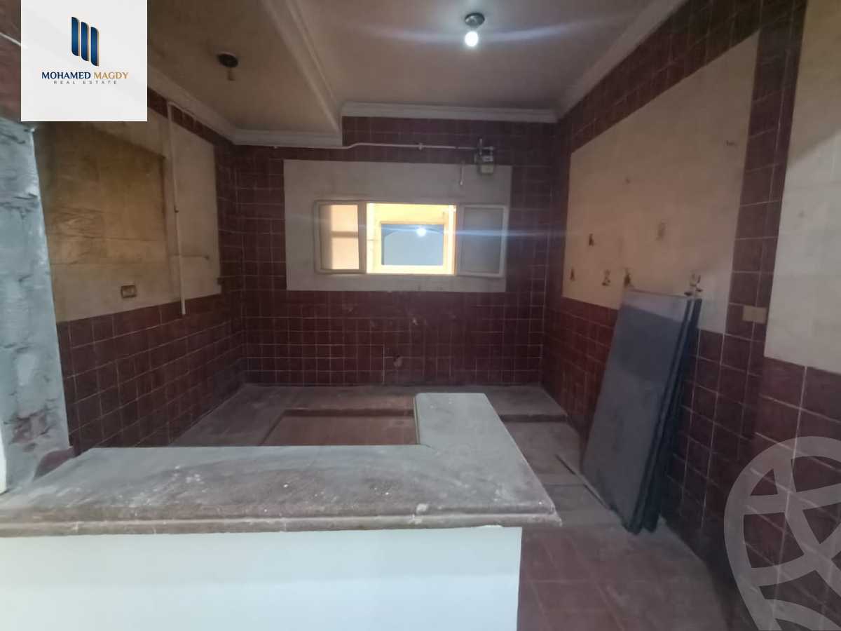 https://aqarmap.com.eg/ar/listing/6346304-for-sale-cairo-6th-of-october-el-hay-el-motamyz-fourth-touristic-village-amin-el-refae-st