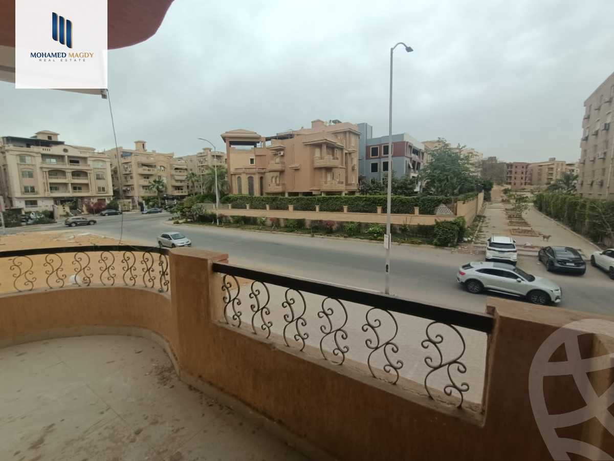 https://aqarmap.com.eg/ar/listing/6346304-for-sale-cairo-6th-of-october-el-hay-el-motamyz-fourth-touristic-village-amin-el-refae-st