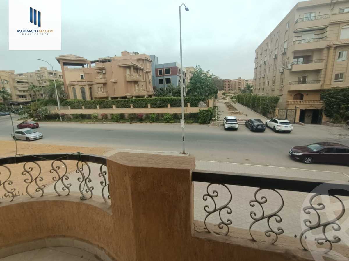 https://aqarmap.com.eg/ar/listing/6346304-for-sale-cairo-6th-of-october-el-hay-el-motamyz-fourth-touristic-village-amin-el-refae-st