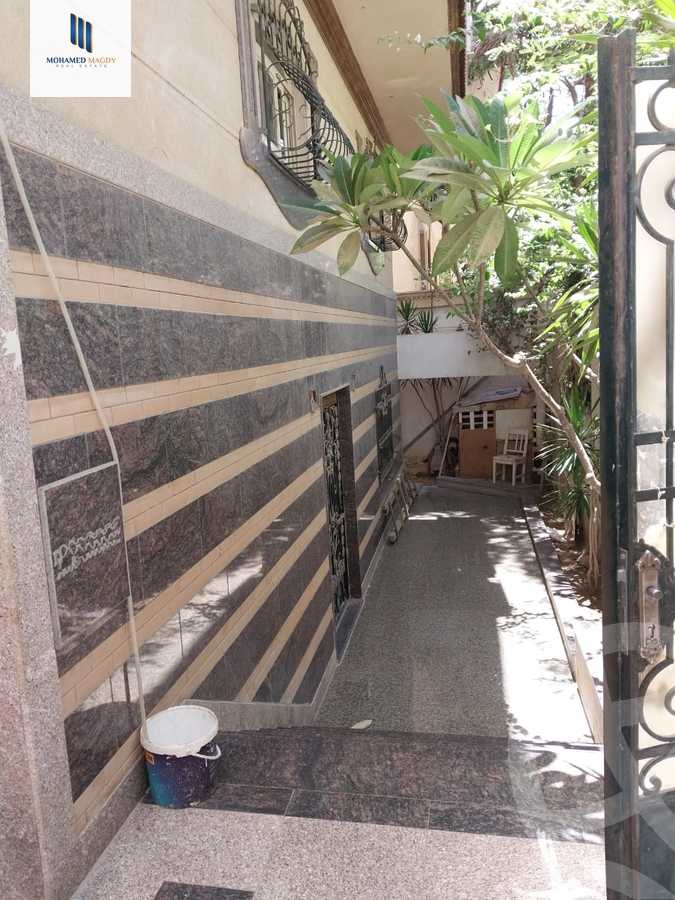 https://aqarmap.com.eg/en/listing/6353718-for-sale-cairo-6th-of-october-el-ahyaa-neighborhood-1st-al-maahad