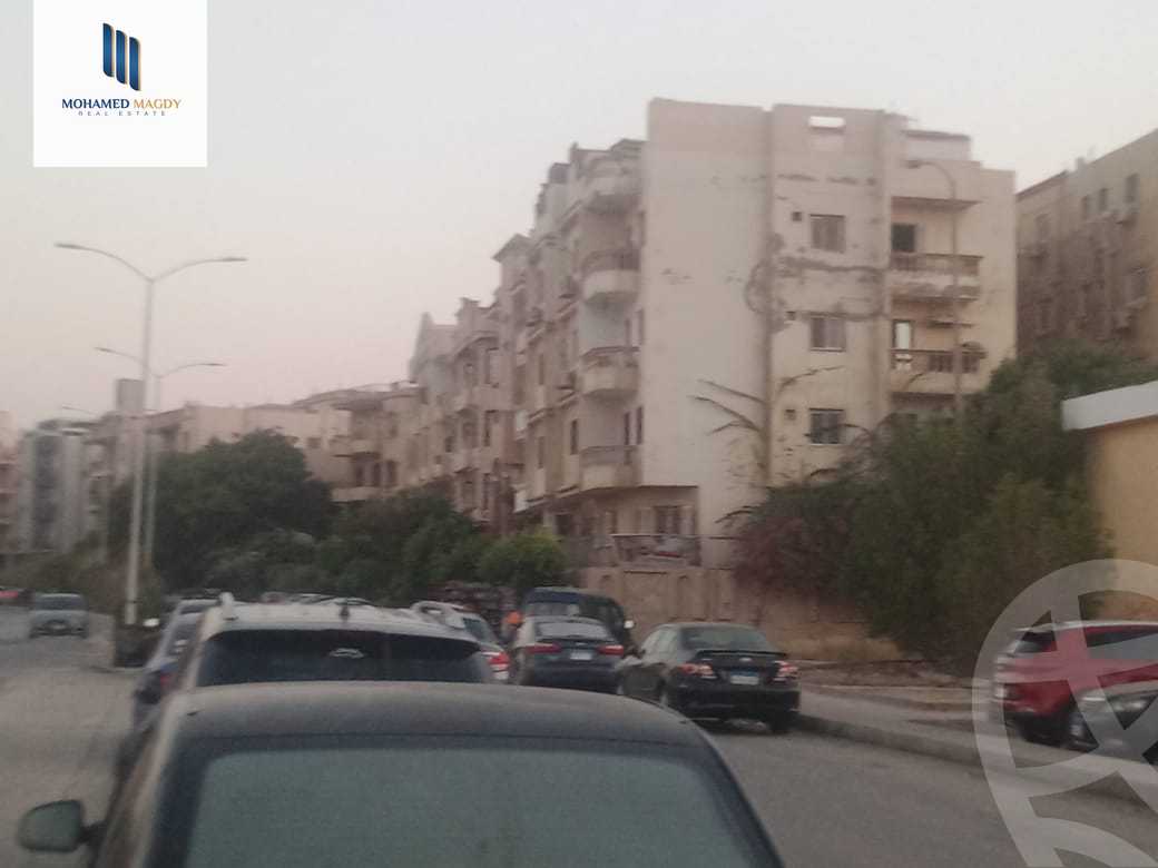 https://aqarmap.com.eg/ar/listing/6353773-for-sale-cairo-6th-of-october-el-ahyaa-neighborhood-1st-dream-house-st