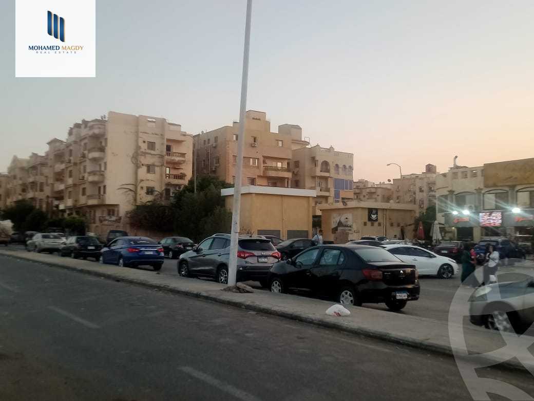https://aqarmap.com.eg/ar/listing/6353773-for-sale-cairo-6th-of-october-el-ahyaa-neighborhood-1st-dream-house-st