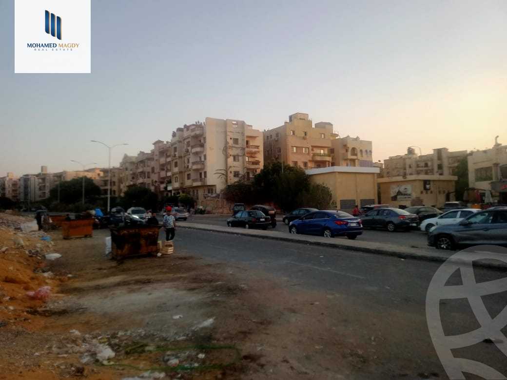 https://aqarmap.com.eg/ar/listing/6353773-for-sale-cairo-6th-of-october-el-ahyaa-neighborhood-1st-dream-house-st