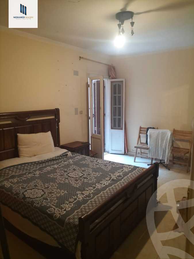 https://aqarmap.com.eg/en/listing/6356000-for-sale-cairo-6th-of-october-el-ahyaa-neighborhood-2nd-divided-from-al-kafrawei-st
