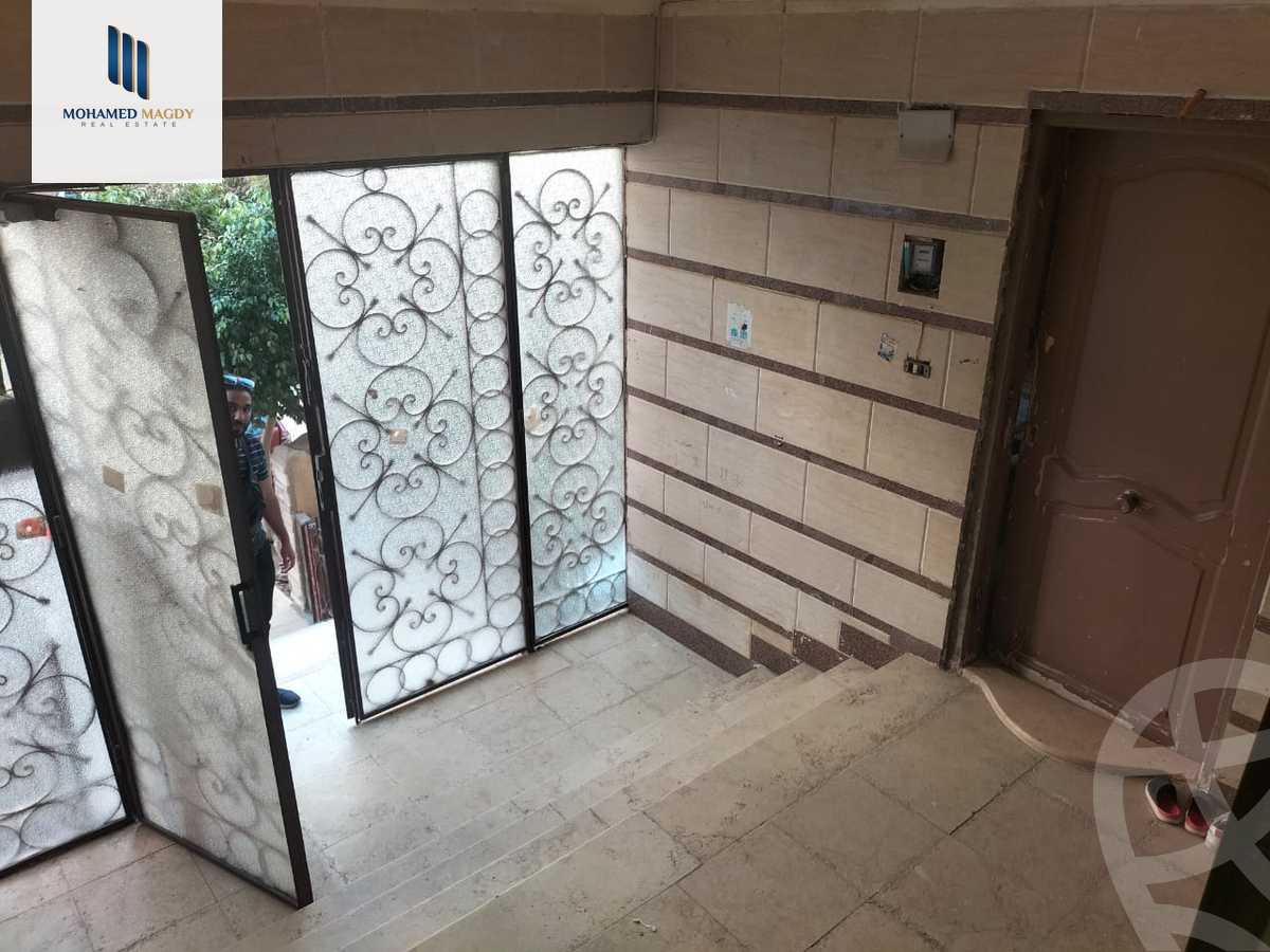 https://aqarmap.com.eg/en/listing/6356000-for-sale-cairo-6th-of-october-el-ahyaa-neighborhood-2nd-divided-from-al-kafrawei-st