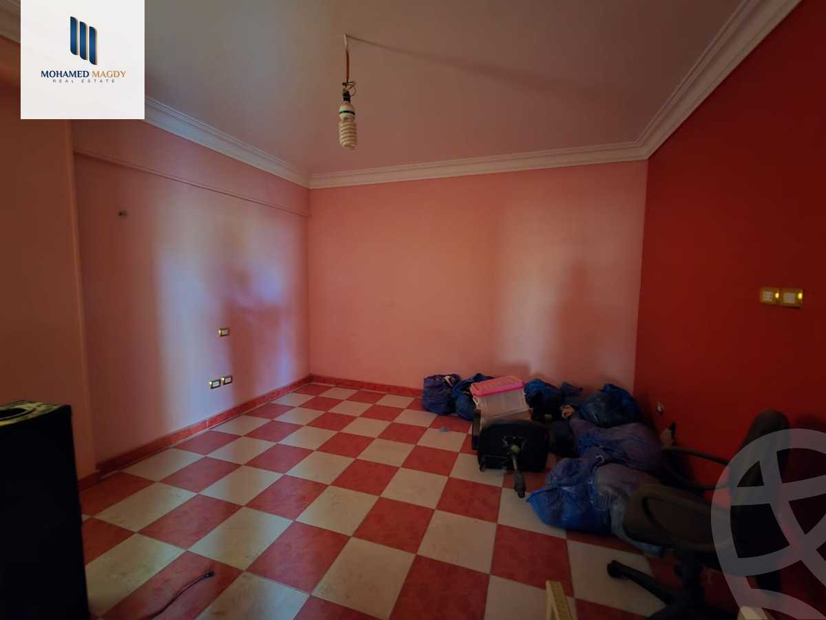 https://aqarmap.com.eg/ar/listing/6359931-for-sale-cairo-6th-of-october-garb-someed-neighborhood-14th-el-rihan-st