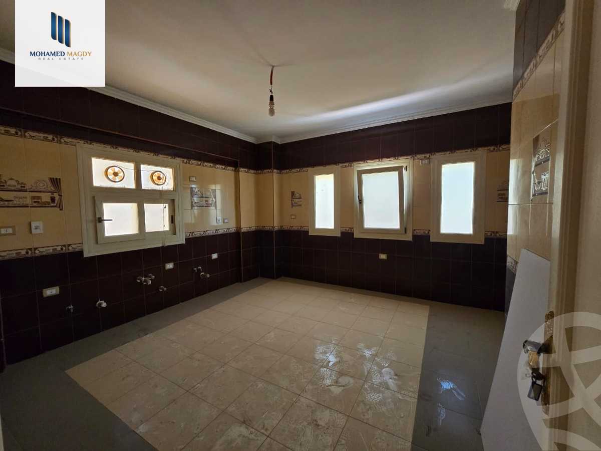 https://aqarmap.com.eg/ar/listing/6359931-for-sale-cairo-6th-of-october-garb-someed-neighborhood-14th-el-rihan-st