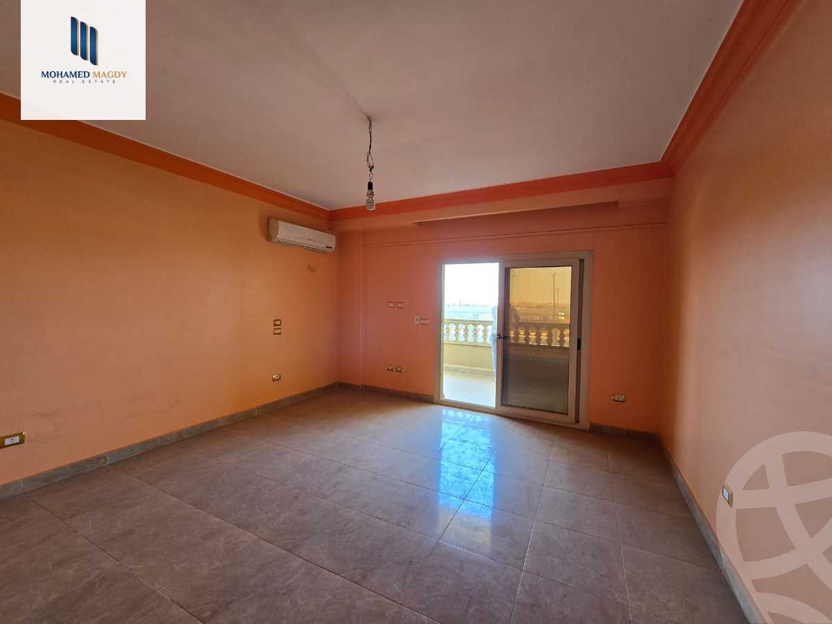 https://aqarmap.com.eg/ar/listing/6359931-for-sale-cairo-6th-of-october-garb-someed-neighborhood-14th-el-rihan-st