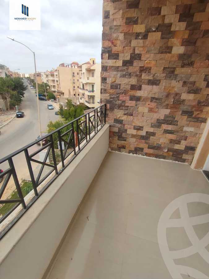 https://aqarmap.com.eg/ar/listing/6360310-for-sale-cairo-6th-of-october-el-hay-el-motamyz-fourth-touristic-village-amin-el-refae-st