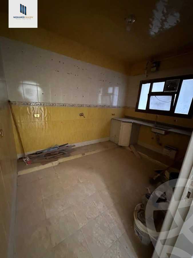 https://aqarmap.com.eg/ar/listing/6374746-for-sale-cairo-6th-of-october-el-ahyaa-neighborhood-2nd-divided-from-al-kafrawei-st