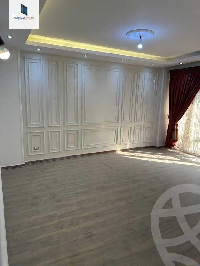 https://aqarmap.com.eg/ar/listing/6374746-for-sale-cairo-6th-of-october-el-ahyaa-neighborhood-2nd-divided-from-al-kafrawei-st