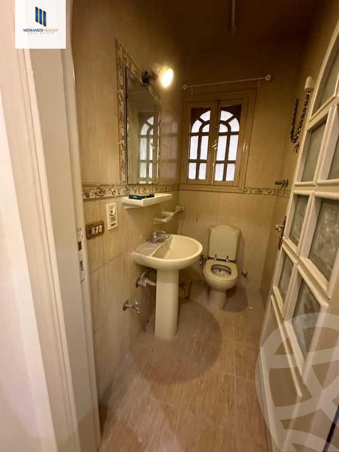 https://aqarmap.com.eg/ar/listing/6374746-for-sale-cairo-6th-of-october-el-ahyaa-neighborhood-2nd-divided-from-al-kafrawei-st