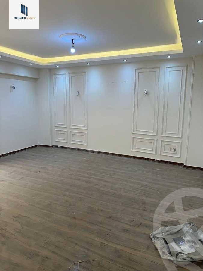 https://aqarmap.com.eg/ar/listing/6374746-for-sale-cairo-6th-of-october-el-ahyaa-neighborhood-2nd-divided-from-al-kafrawei-st