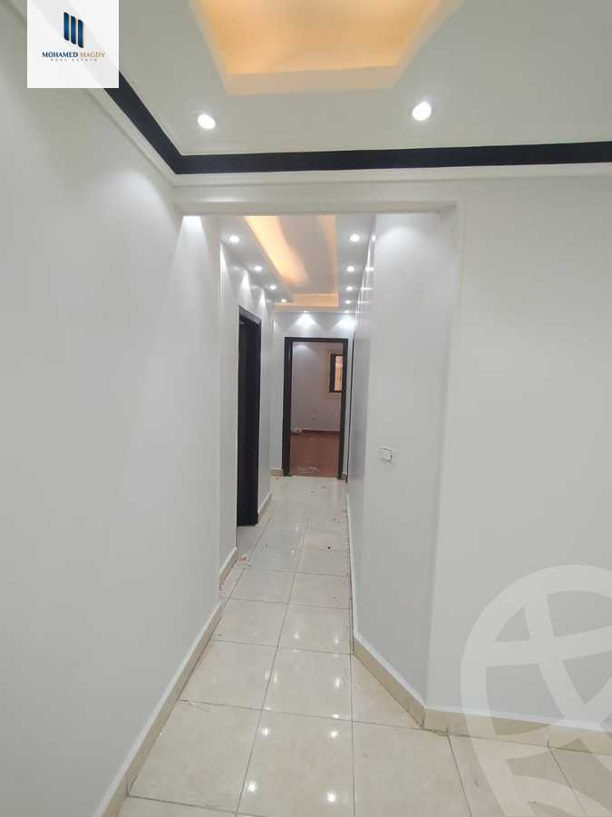 https://aqarmap.com.eg/ar/listing/6374801-for-sale-cairo-6th-of-october-el-ahyaa-neighborhood-3rd-al-hay-al-thalith-st