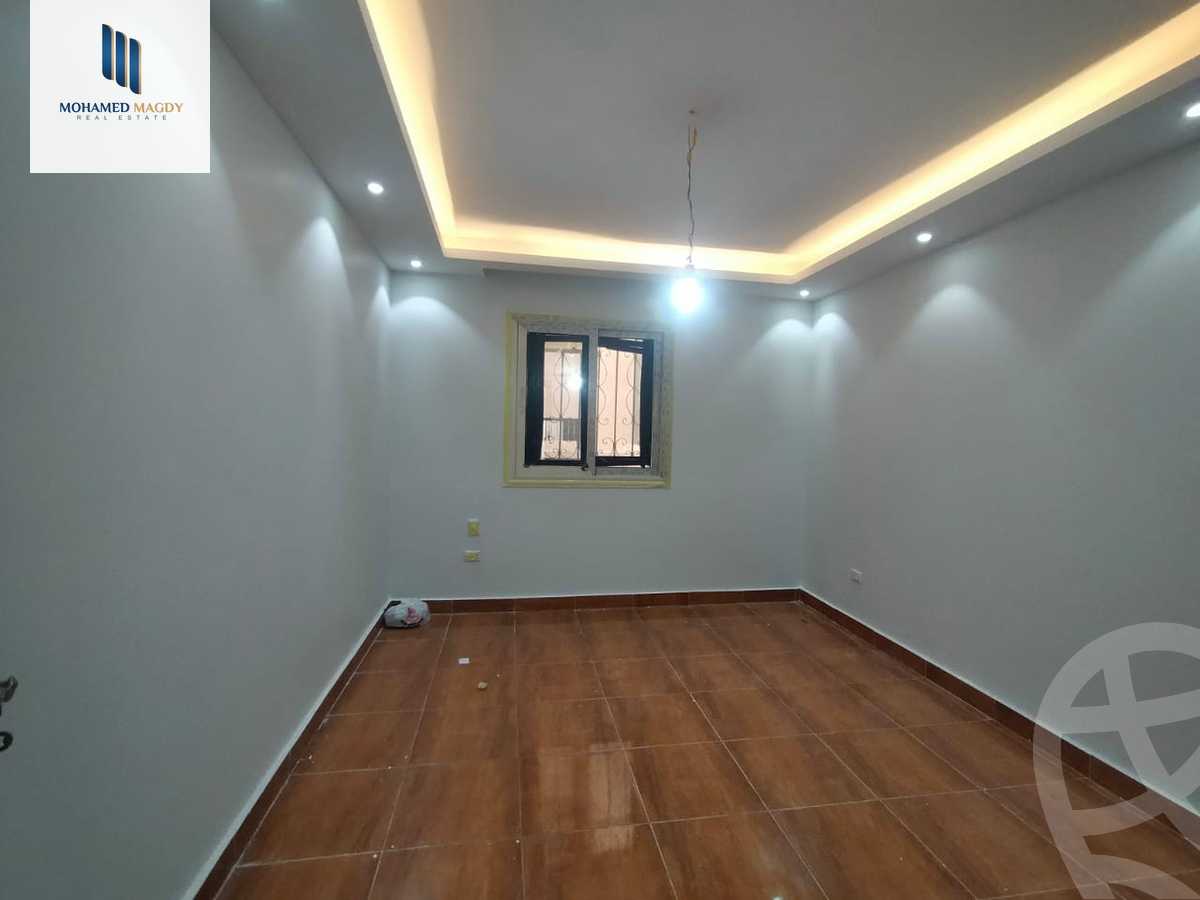 https://aqarmap.com.eg/ar/listing/6374801-for-sale-cairo-6th-of-october-el-ahyaa-neighborhood-3rd-al-hay-al-thalith-st