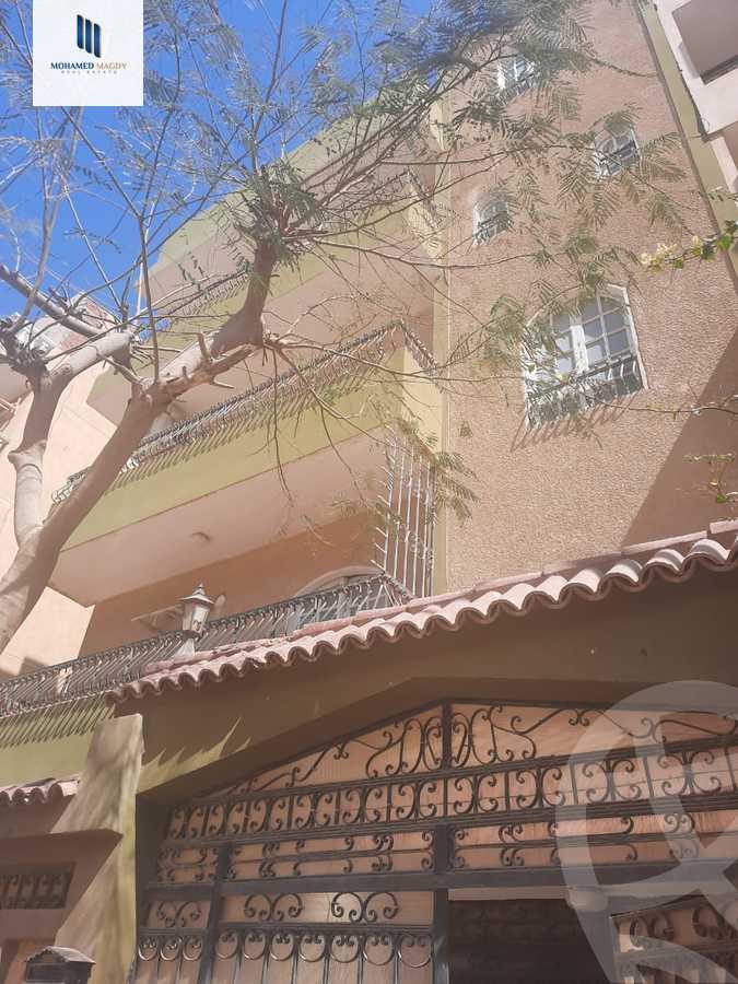 https://aqarmap.com.eg/ar/listing/6376679-for-sale-cairo-6th-of-october-el-ahyaa-neighborhood-2nd-divided-from-al-kafrawei-st