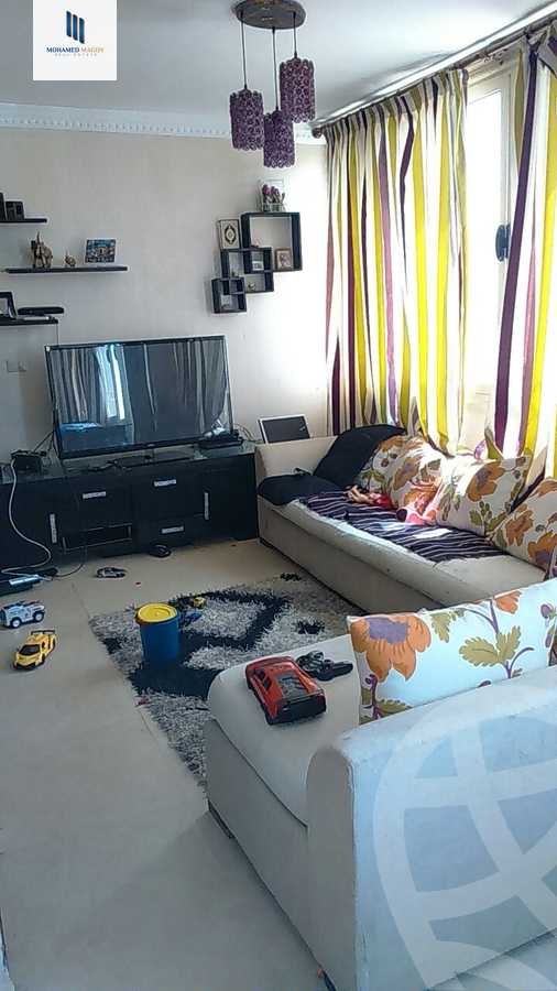 https://aqarmap.com.eg/ar/listing/6406279-for-sale-cairo-el-sheikh-zayed-city-compounds-hadayek-el-mohandiseen