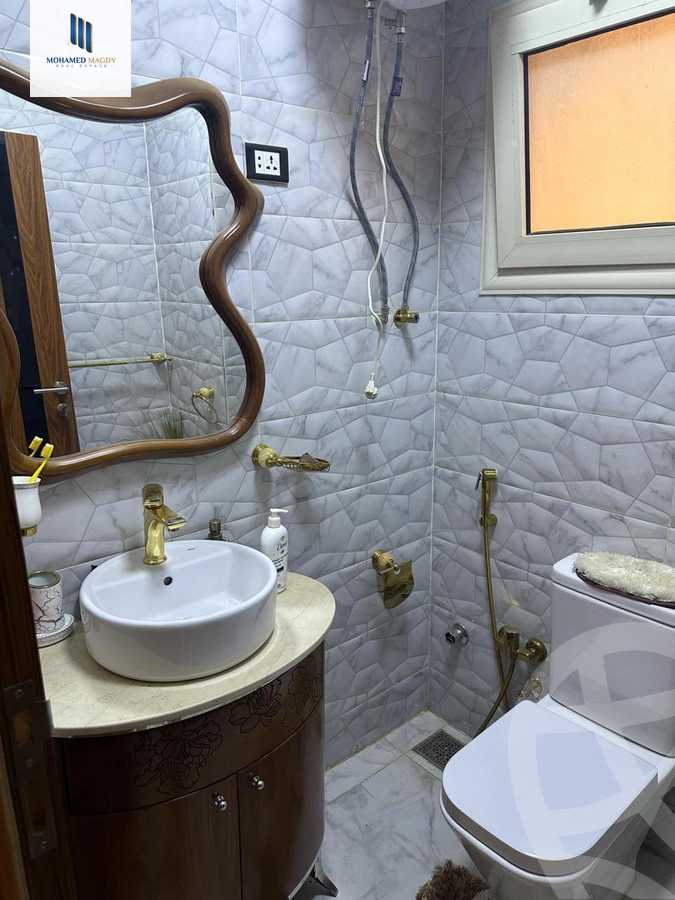 https://aqarmap.com.eg/ar/listing/6425352-for-sale-cairo-6th-of-october-el-tawsaat-el-shamalya-hy-2000-qt