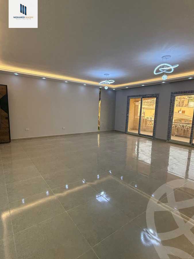 https://aqarmap.com.eg/en/listing/6473442-for-sale-cairo-el-sheikh-zayed-city-compounds-el-khamayel