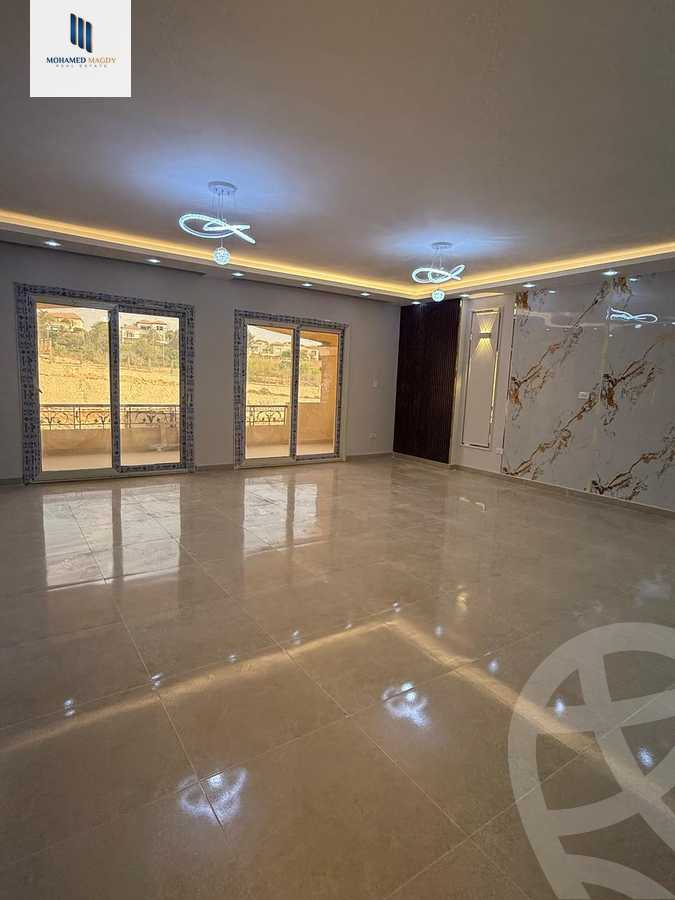 https://aqarmap.com.eg/en/listing/6473442-for-sale-cairo-el-sheikh-zayed-city-compounds-el-khamayel