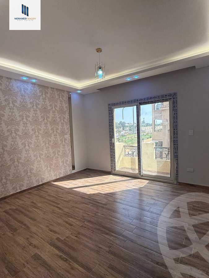 https://aqarmap.com.eg/en/listing/6473442-for-sale-cairo-el-sheikh-zayed-city-compounds-el-khamayel