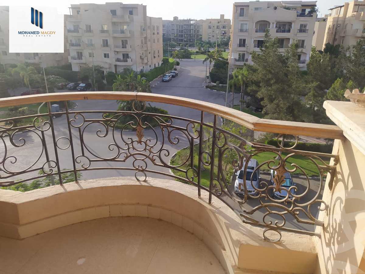 https://aqarmap.com.eg/en/listing/6473532-for-sale-cairo-el-sheikh-zayed-city-compounds-beverly-hills