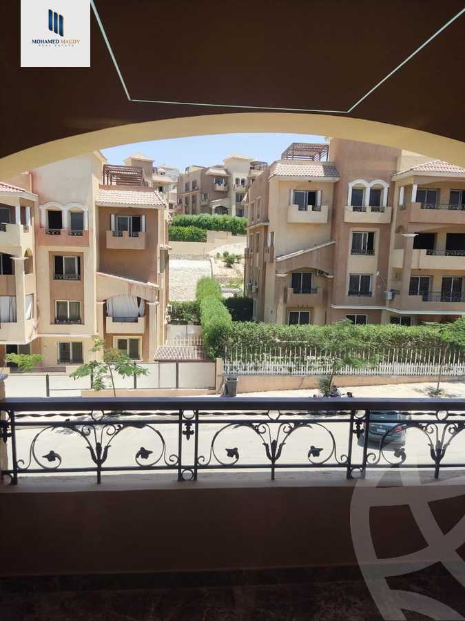 https://aqarmap.com.eg/ar/listing/6490890-for-sale-cairo-el-sheikh-zayed-city-compounds-el-khamayel