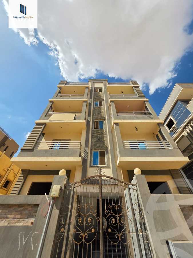 https://aqarmap.com.eg/ar/listing/6535366-for-sale-cairo-6th-of-october-el-tawsaat-el-shamalya-hy-2000-qt